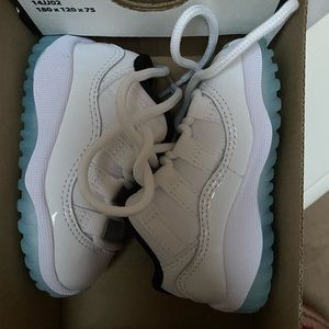 Brand new Jordan Retro 11 Low toddler size 4.